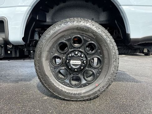 New 2026 Ford F250 Lariat w/ Black Appearance Package AWD/4WD image 28