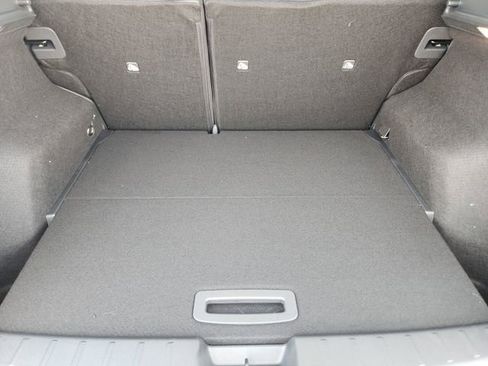 New 2025 Nissan Kicks SR image 24