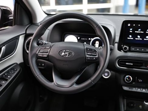 Used 2023 Hyundai Kona Limited image 28