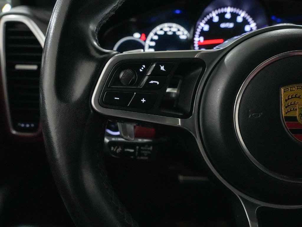 Used 2021 Porsche Cayenne GTS AWD/4WD image 14