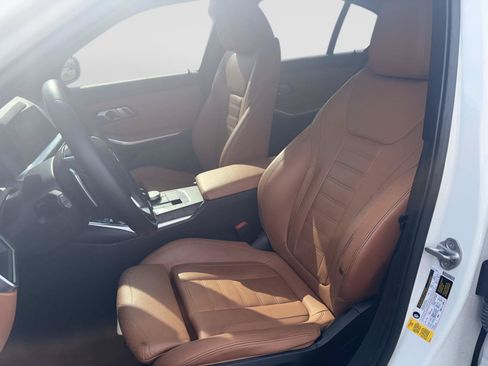 Used 2021 BMW 330i Sedan RWD image 9