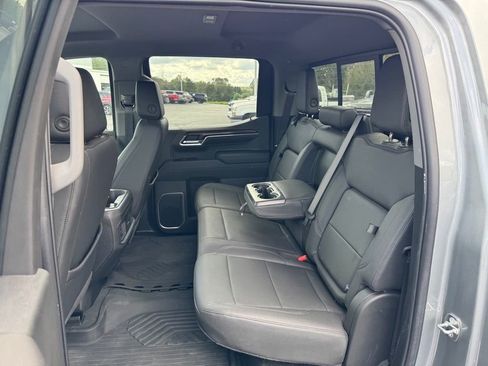 Used 2024 Chevrolet Silverado 1500 LT w/ Z71 Off-Road Package AWD/4WD image 12