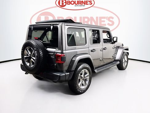 Used 2021 Jeep Wrangler Unlimited Sahara image 12