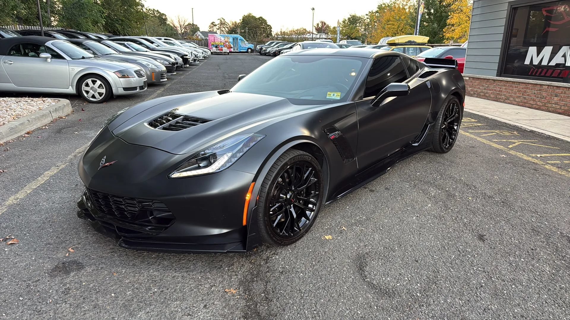 Used 2016 Chevrolet Corvette Z06 w/ 2LZ Preferred Equipment Group RWD image 1