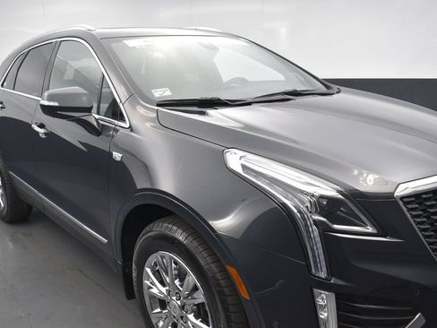 Certified 2023 Cadillac XT5 Premium Luxury w/ Technology Package AWD/4WD image 37