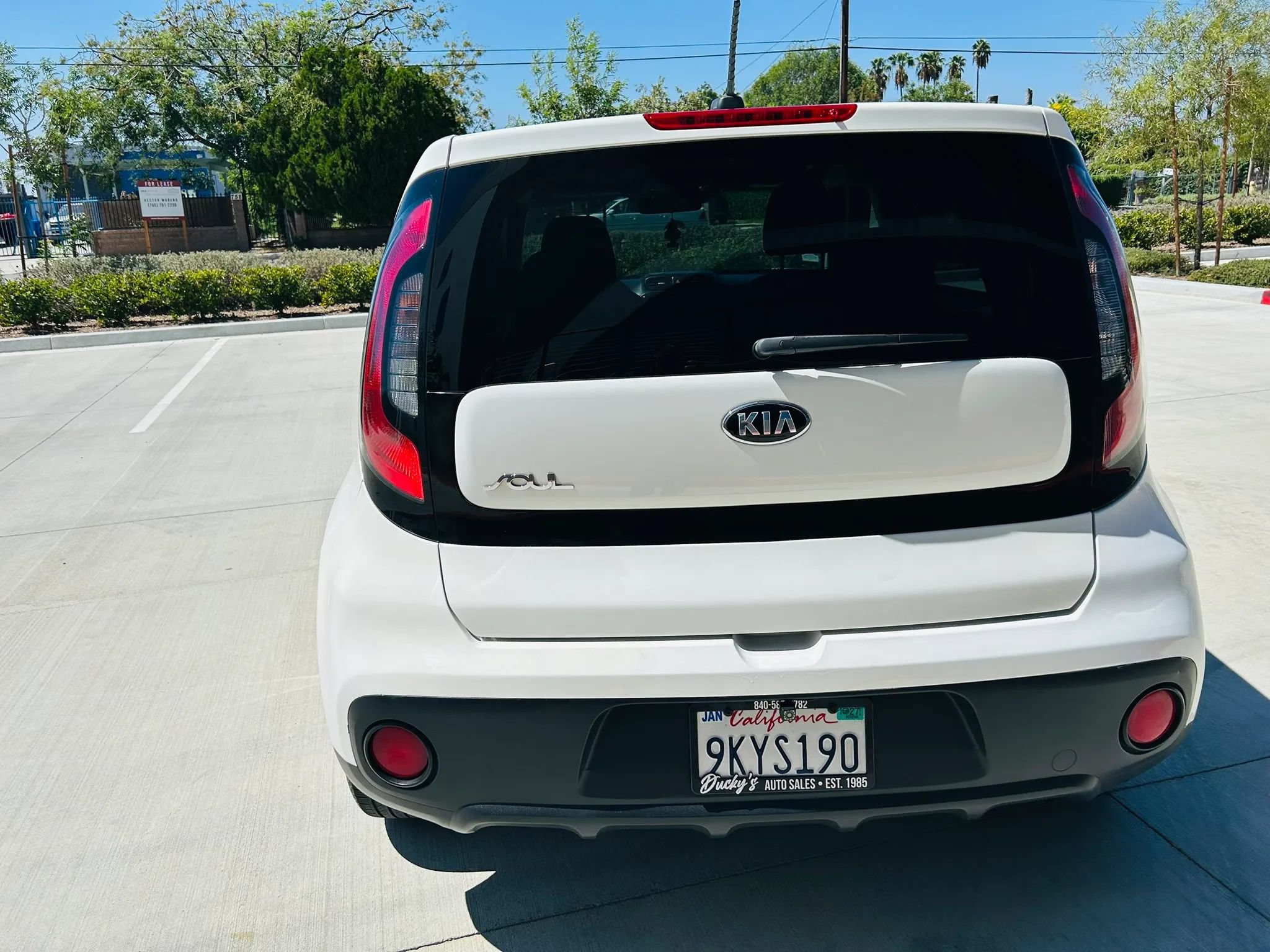Used 2017 Kia Soul FWD image 6