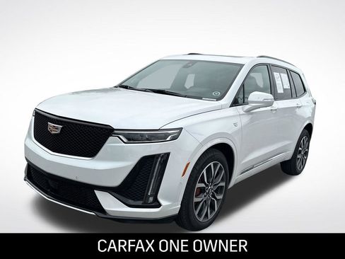 Certified 2025 Cadillac XT6 Sport w/ Technology Package AWD/4WD image 2