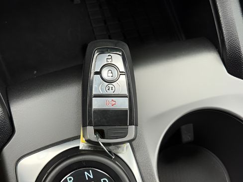 Certified 2025 Ford Bronco Sport Outer Banks w/ Outer Banks Tech Package+ AWD/4WD image 14
