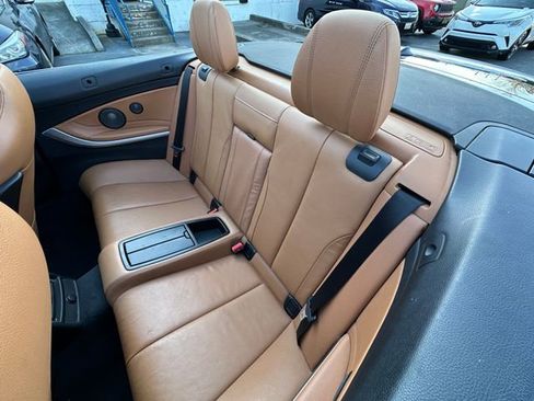 Used 2018 BMW 440i xDrive Convertible image 34