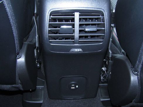 Used 2023 Ford Escape ST-Line Elite image 36