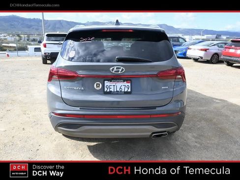 Used 2021 Hyundai Santa Fe SE image 6
