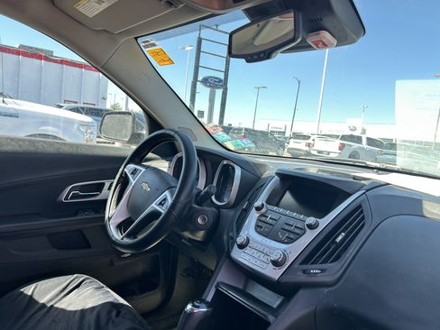 Used 2016 Chevrolet Equinox LTZ w/ Enhanced Convenience Package FWD image 14