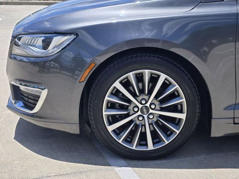 Used 2018 Lincoln MKZ Premiere FWD image 10