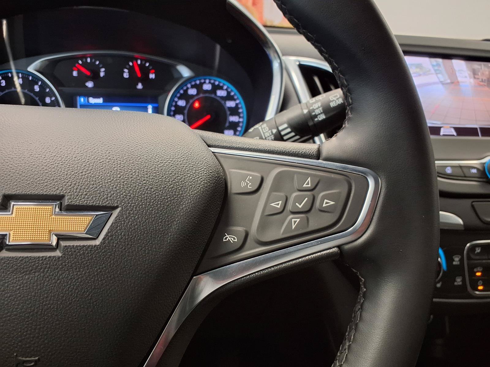 Used 2024 Chevrolet Equinox LT AWD/4WD image 27