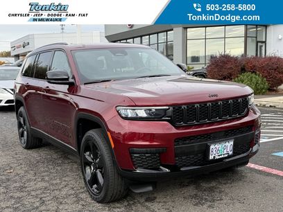 Used 2023 Jeep Grand Cherokee L Laredo