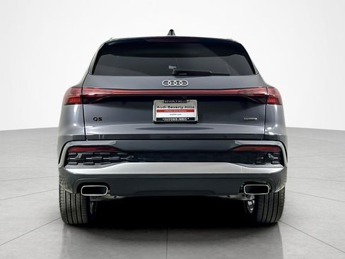 Used 2025 Audi Q5 Premium Plus w/ Premium Plus AWD/4WD image 4