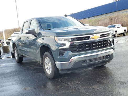 Used 2025 Chevrolet Silverado 1500 LT image 1