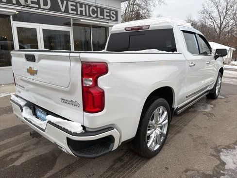 Certified 2023 Chevrolet Silverado 1500 High Country w/ Technology Package image 3