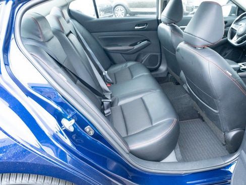 Used 2024 Nissan Altima 2.5 SR image 36