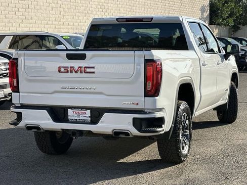 Used 2025 GMC Sierra 1500 AT4 image 4