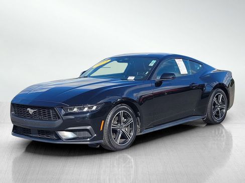 Used 2024 Ford Mustang Coupe image 8