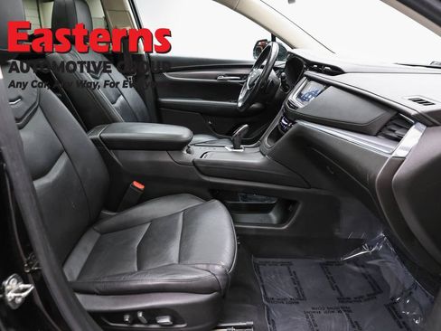 Used 2018 Cadillac XT5 Luxury w/ Driver Awareness Package AWD/4WD image 26