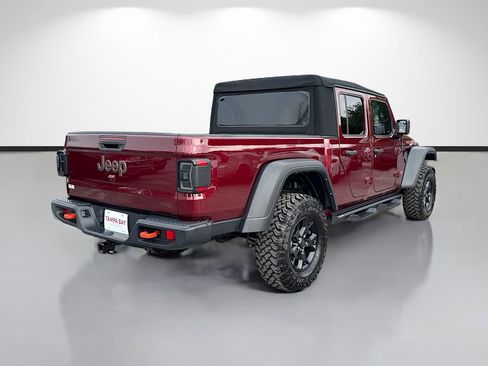 Used 2022 Jeep Gladiator Mojave AWD/4WD image 3
