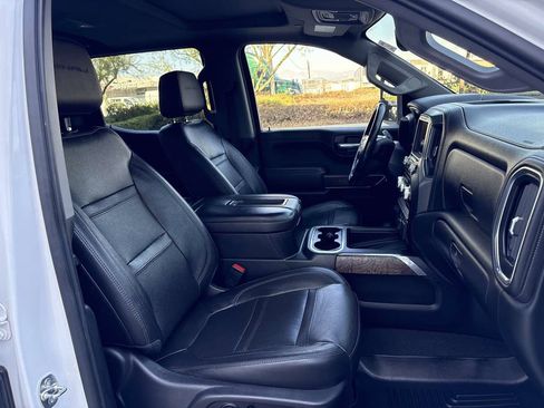 Used 2020 GMC Sierra 1500 Denali w/ Denali Ultimate Package AWD/4WD image 17