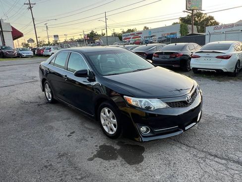 Used 2013 Toyota Camry SE FWD image 7