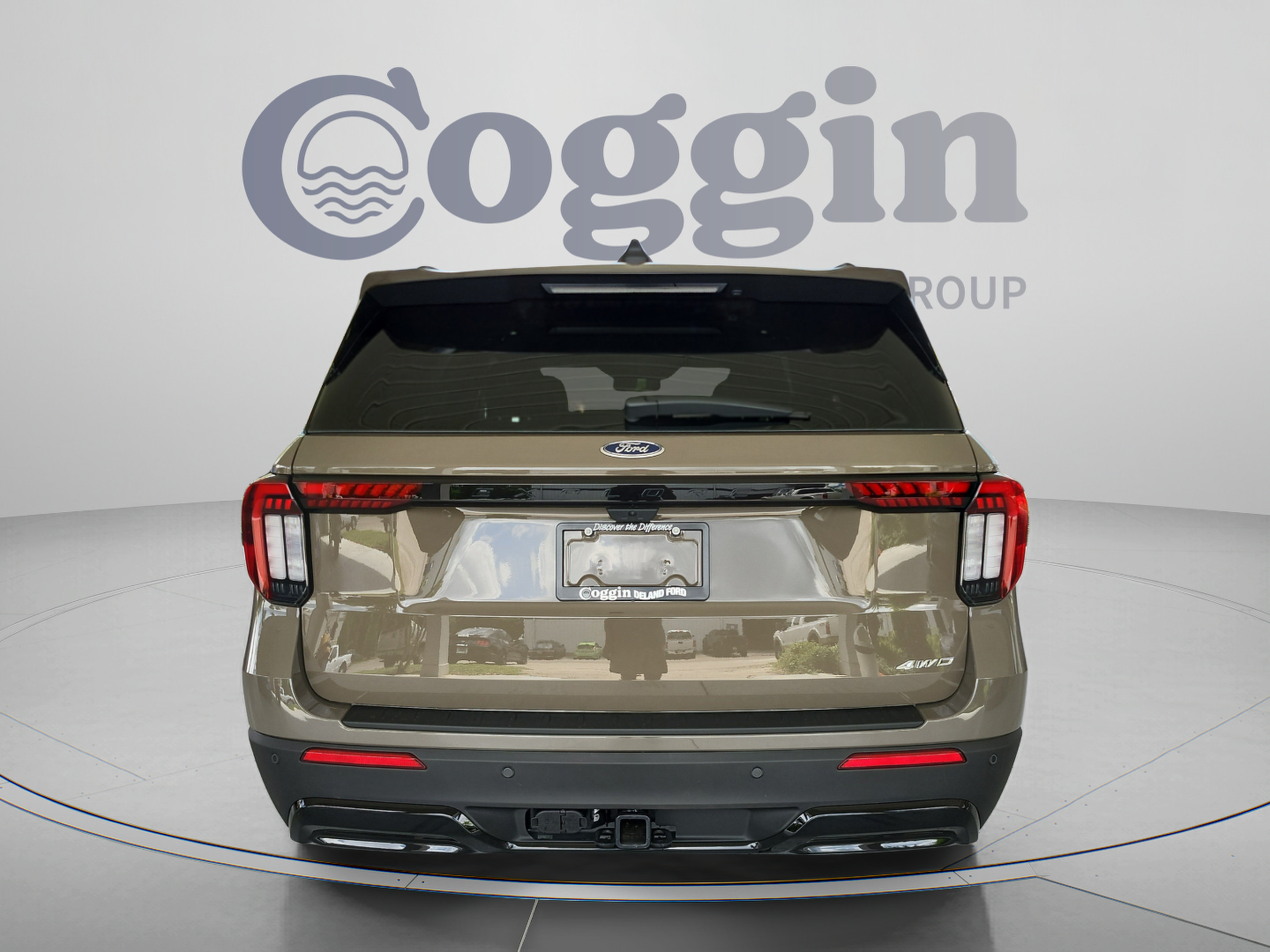 New 2026 Ford Explorer ST-Line w/ ST-Line Street Pack AWD/4WD image 4