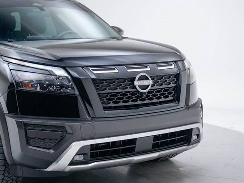 Used 2024 Nissan Pathfinder Rock Creek image 12