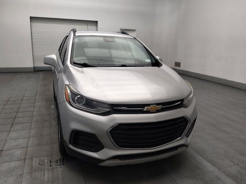 Used 2019 Chevrolet Trax LT w/ LT Convenience Package FWD image 14