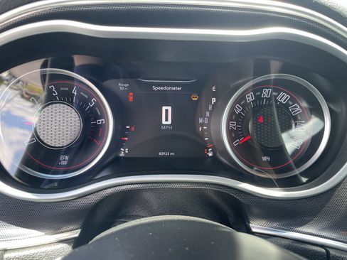 Used 2018 Dodge Challenger GT w/ Driver Convenience Group AWD/4WD image 17