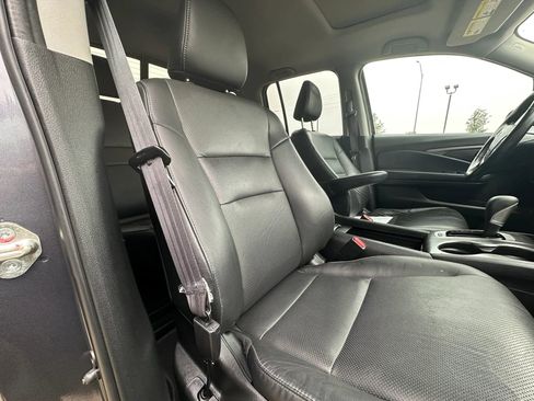 Used 2019 Honda Ridgeline RTL image 18