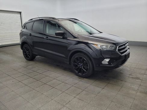 Used 2017 Ford Escape SE w/ SE Sport Appearance Package AWD/4WD image 11