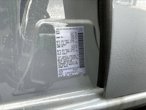 Certified 2025 Nissan Frontier PRO-4X w/ Pro Convenience Package AWD/4WD image 6
