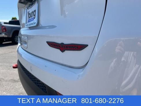 Used 2023 Jeep Compass Trailhawk AWD/4WD image 5