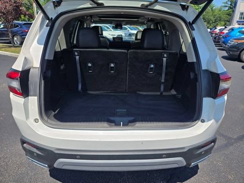 Used 2023 Honda Pilot Touring image 15