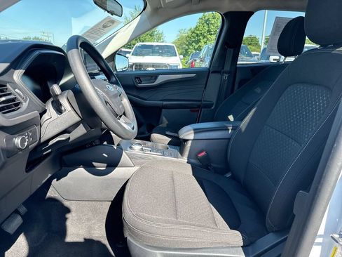 Used 2025 Ford Escape Active AWD/4WD image 19