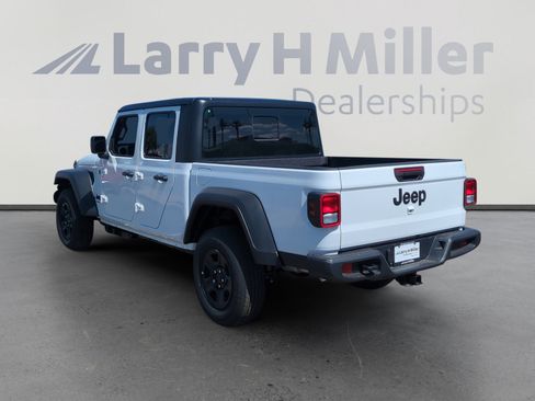 New 2026 Jeep Gladiator Sport image 3