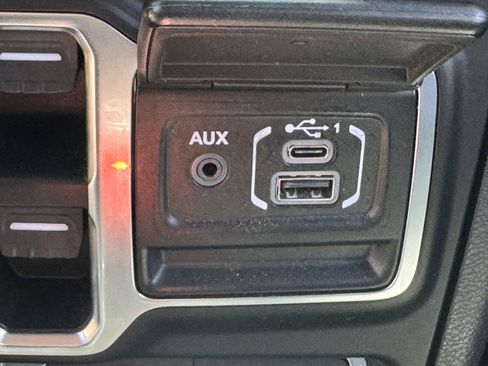 Used 2021 Jeep Wrangler Unlimited Rubicon AWD/4WD image 24