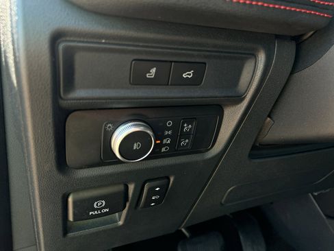 Used 2022 Ford Expedition Limited RWD image 24