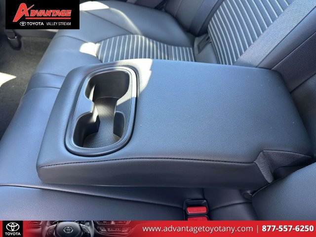 Used 2023 Toyota Camry SE w/ Audio Upgrade Package FWD image 15