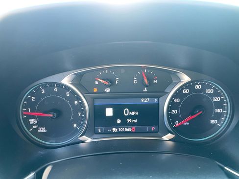 Used 2023 Chevrolet Equinox Premier FWD image 12