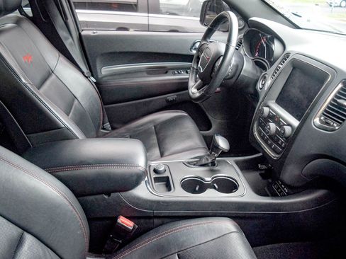 Used 2018 Dodge Durango R/T w/ Blacktop Package AWD/4WD image 18