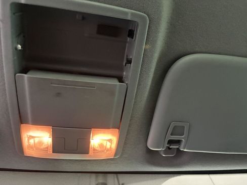 Used 2013 Ford F250 XL w/ Skid Plate Pkg AWD/4WD image 18
