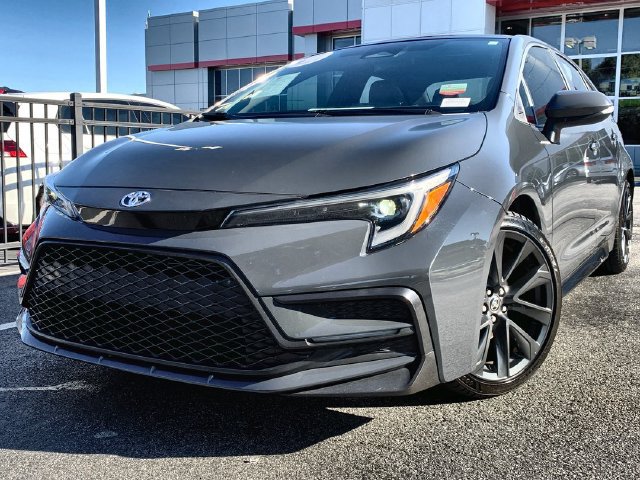 Certified 2023 Toyota Corolla SE FWD image 1