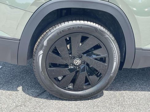 New 2026 Volkswagen Atlas SE FWD image 7