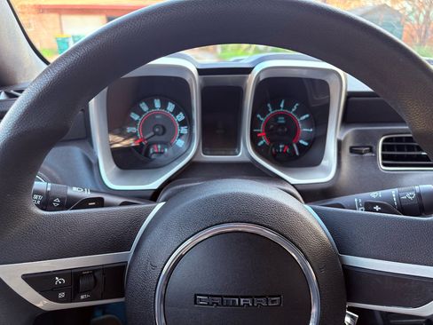 Used 2011 Chevrolet Camaro LT image 75