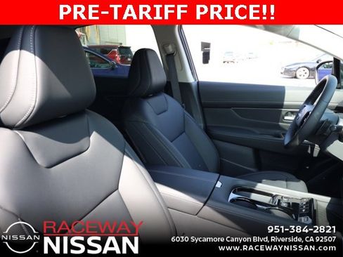 New 2025 Nissan Murano SV image 20